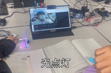 ねむねむ起こし隊